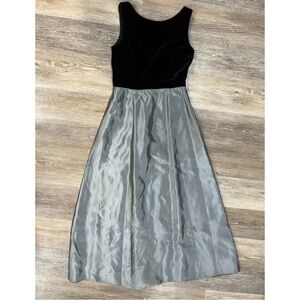 Crimson Lawrence Kurtz Sz 4P Black Velvet Silver Taffeta Long Formal Dress Gown